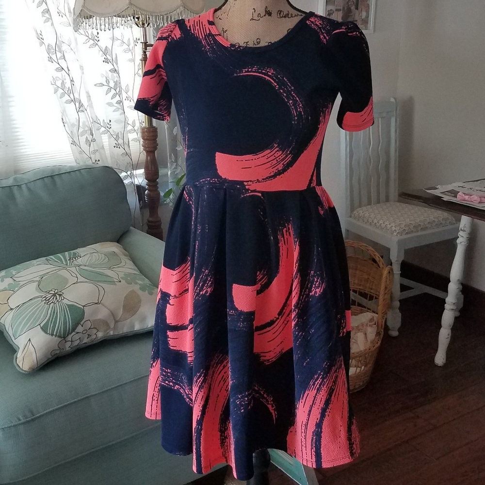 Lularoe Coral and Navy Tea Length Dress xs